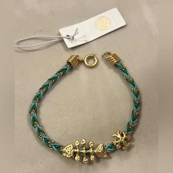 Tory Burch Jewelry - Tory Burch Fish Braided Logo Bracelet in green and gold-tone